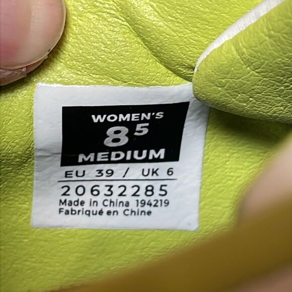 Kuru Roam Classic Court Women’s Sz 8.5M Bright White Pale Lime Comfort Sneakers - Picture 6 of 10